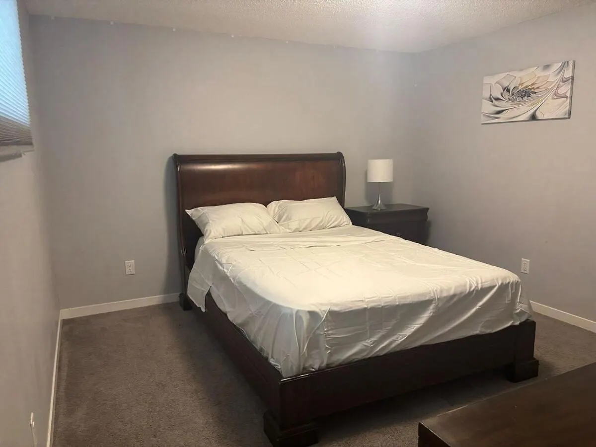 Spacious 2Br Suite - Sw Edmonton