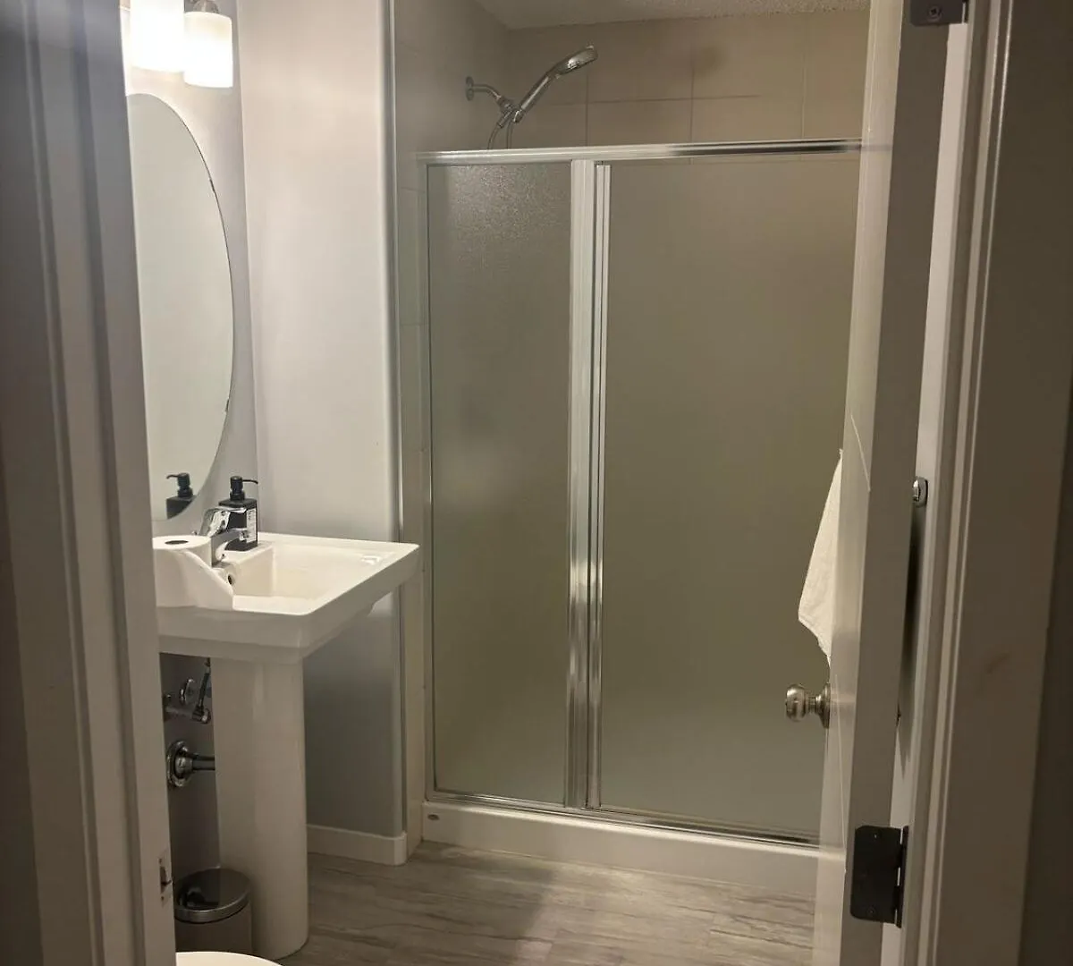 Apartment Spacious 2Br Suite - Sw Edmonton