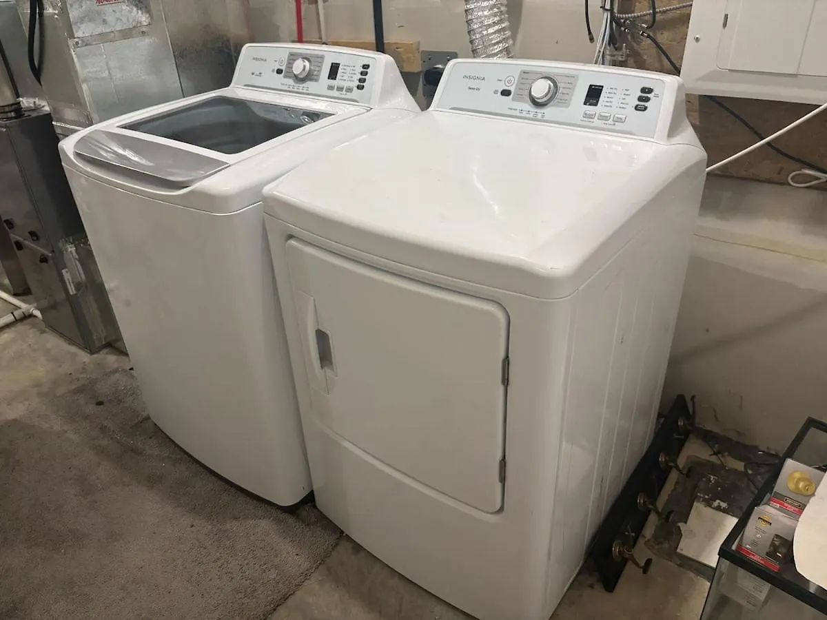 Spacious 2Br Suite - Sw Edmonton